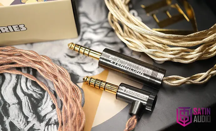 Satin Audio ใช้หัวแจ๊ค Pentaconn สำหรับ 4.4mm นะครับผม