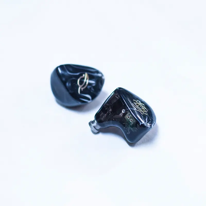 See Audio Bravery หูฟัง 4 ไดรเวอร์ 4BA