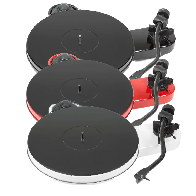 เครื่องเล่นแผ่น Pro-Ject RPM 3 Carbon Manual turntable with 10'' carbon tonearm Ortofon 2M-Silver cartridge [Black/White/Red]